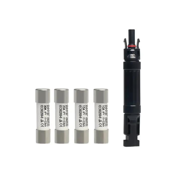 Connecteurs de panneaux solaires Fusibles DC 10A-30A 1000V/1500V IP68 Étanche Ignifuge pour systèmes