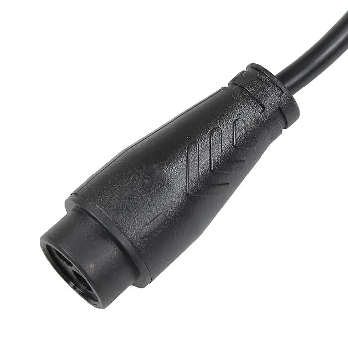 Prise de chargeur pour scooter électrique ultra compact