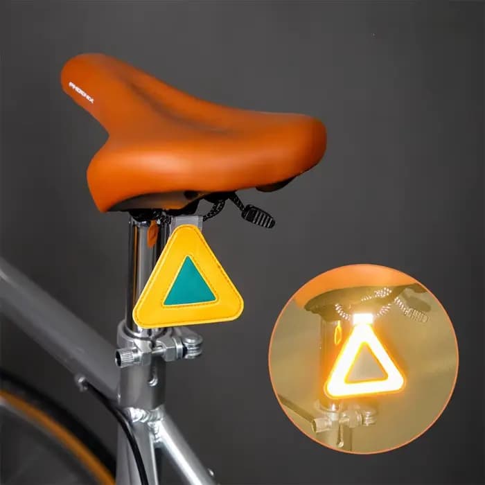 Panneau triangulaire réfléchissant haute visibilité, réflecteur de vélo jaune fluorescent pour la sécurité du vélo, la course à pied, le sac à dos de nuit