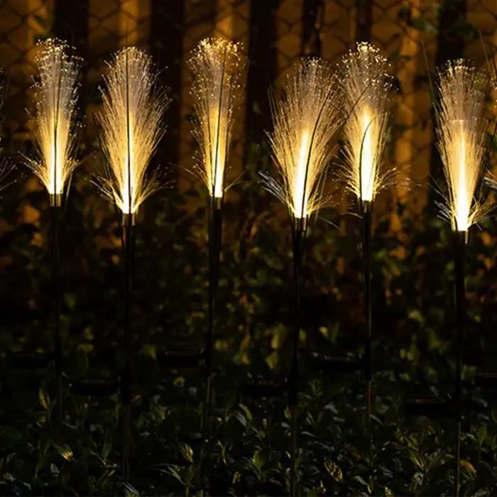 Lumières solaires extérieures modernes rechargeables par soleil pour décoration de jardin et chemin occasions spéciales