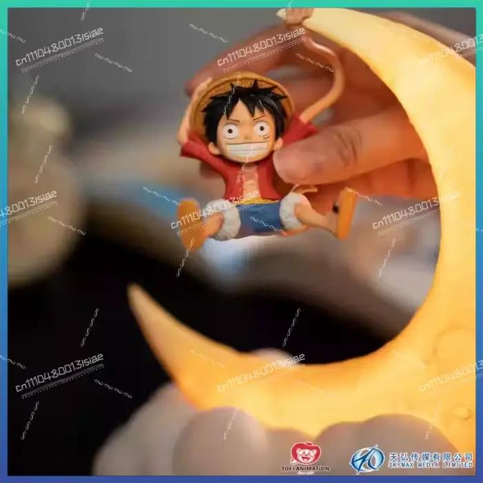Lampe de nuit One Piece originale Luffy, décoration de bureau, lampe lune à commande magnétique, cadeaux amusants pour enfants, idéal pour les fêtes