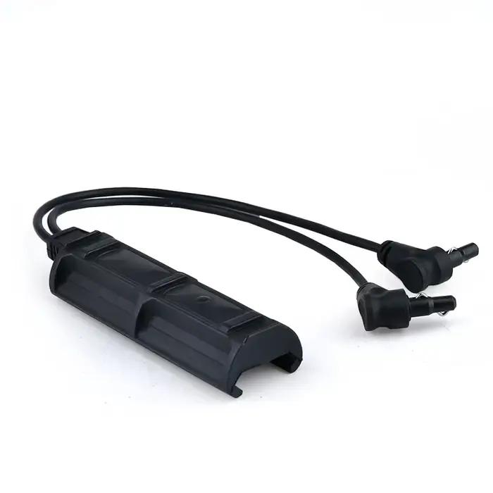 Airsoft Accessoriesch WADSN À Distance Double Interrupteur de Pression SF plug 2.5mm Pour PEQ DBAL NGAL M300 M600 Tactique lampe de Poche chasse