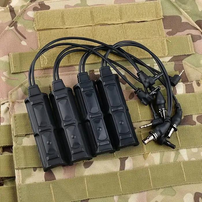 Airsoft Accessoriesch WADSN À Distance Double Interrupteur de Pression SF plug 2.5mm Pour PEQ DBAL NGAL M300 M600 Tactique lampe de Poche chasse
