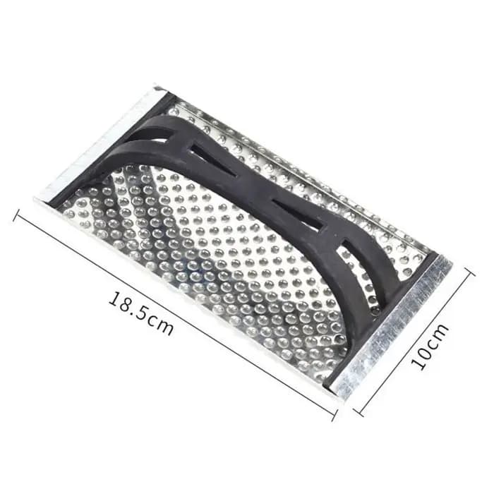 Plâtre de truelle d'isolation de mur extérieur avec le panneau de rugissement de ponçage de trous