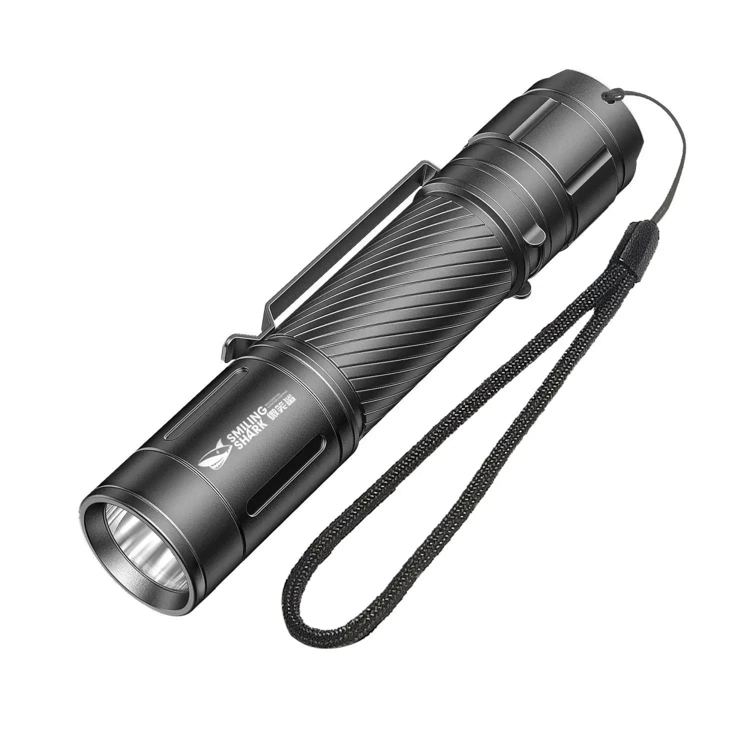 Nouvelle lampe torche à lumière puissante, rechargeable, ultra-lumineuse, longue portée, mini lampe 