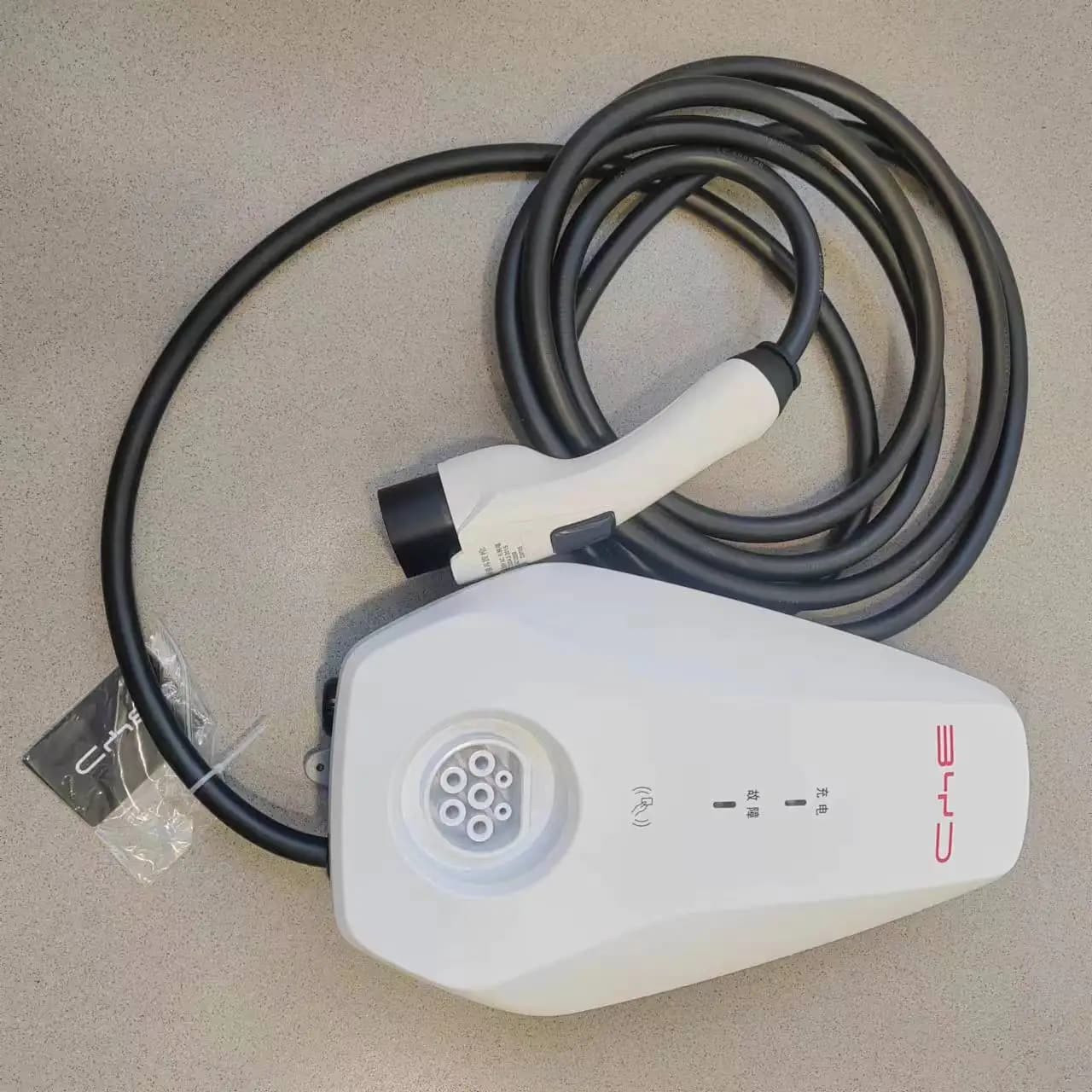 Station de recharge EV 7 kW, modèle universel pour Byd Song Yuan Plus Pro, boîtier de chargeur 32A 7