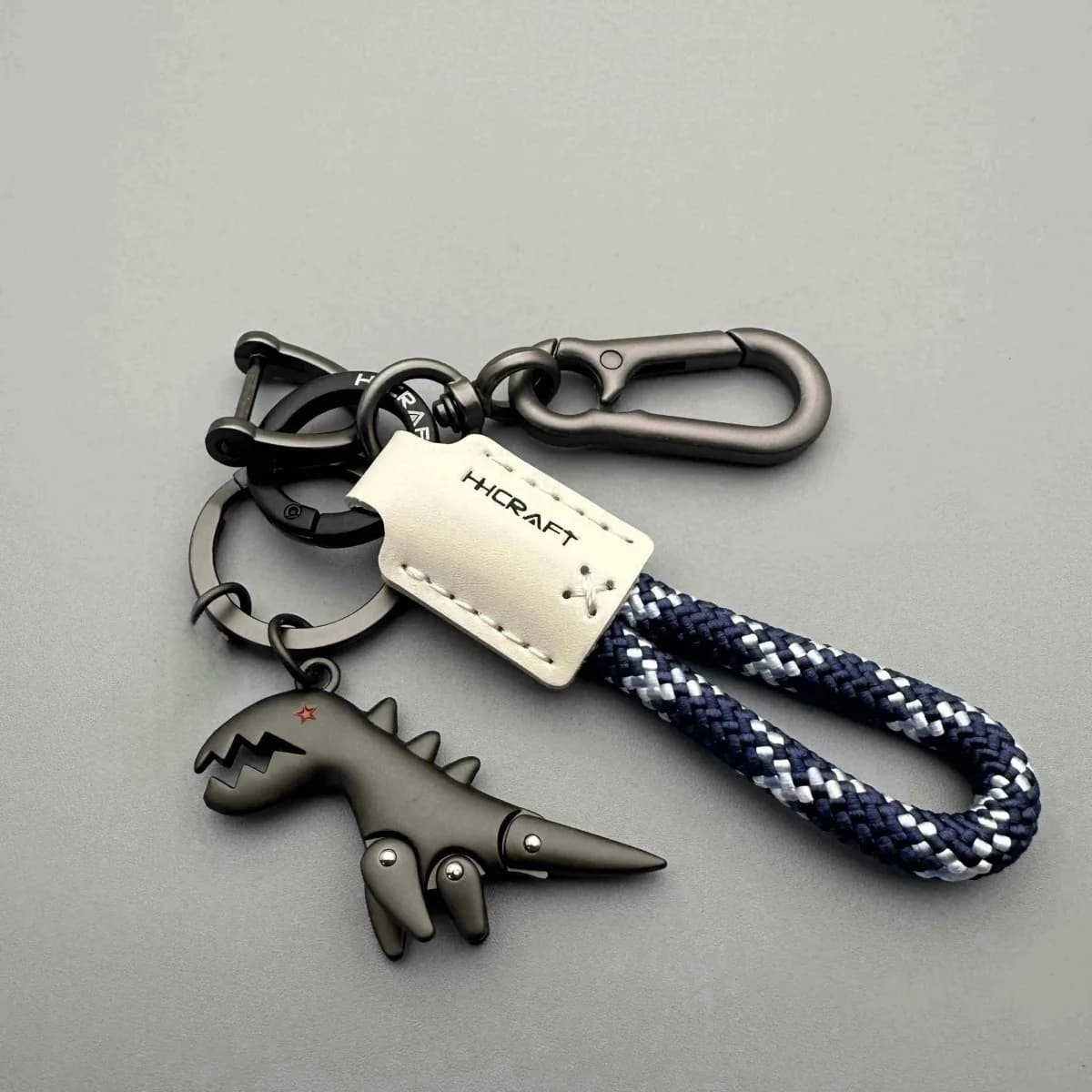 Accessoires de décoration de moto et porte-clés de voiture, corde tissée en cuir unique, porte-clés 