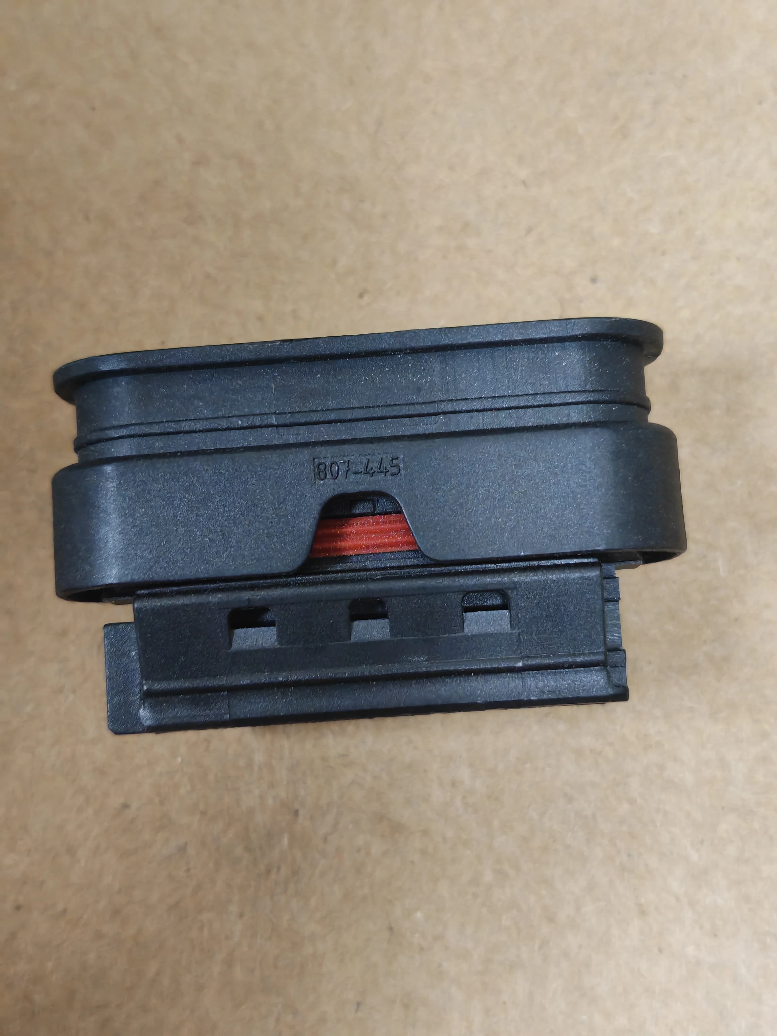 M ercedes B enz C200 E260L E300L R300 R350 S350 ML bouchon de faisceau de radar inversé pour pare-ch
