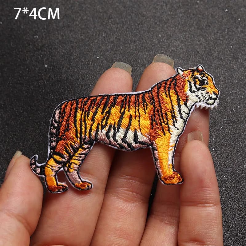 Animaux de dessin animé zèbre, lion, tigre, loup patchs de vêtements brodés bricolage vêtements Patc