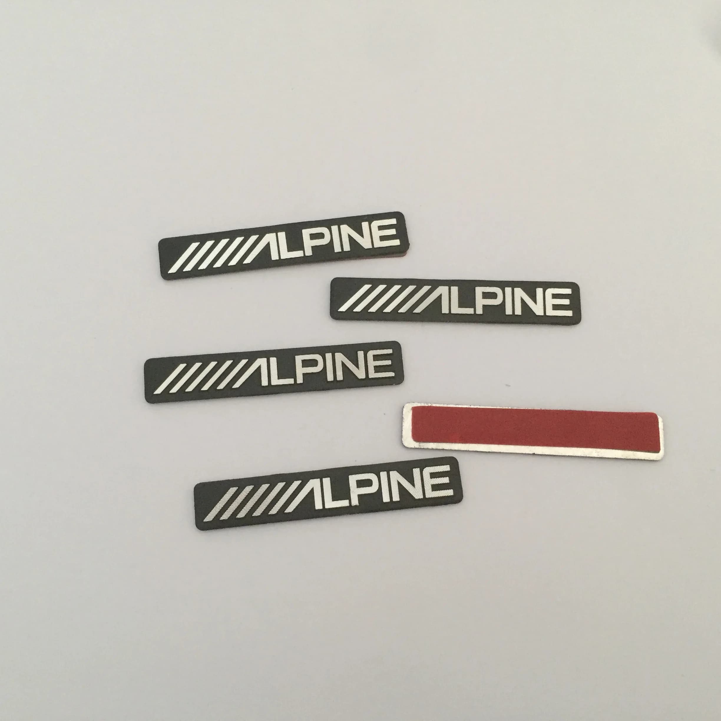 2 pièces 5 pièces 10 pièces////ALPINE ALPINE voiture Hi-Fi haut-parleur audio haut-parleur Badge sté