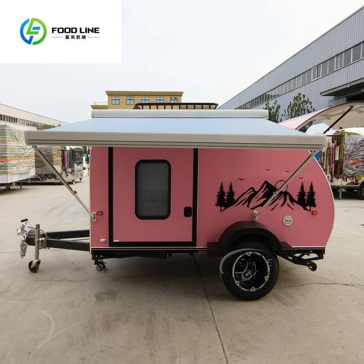 Caravane tout-terrain, camping-car et RV, remorque de camping pour voyages