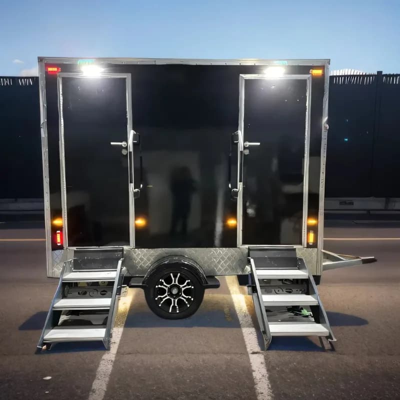 Toilettes mobiles de luxe sur remorque, préfabriquées, en panneaux sandwich polyuréthane durables po