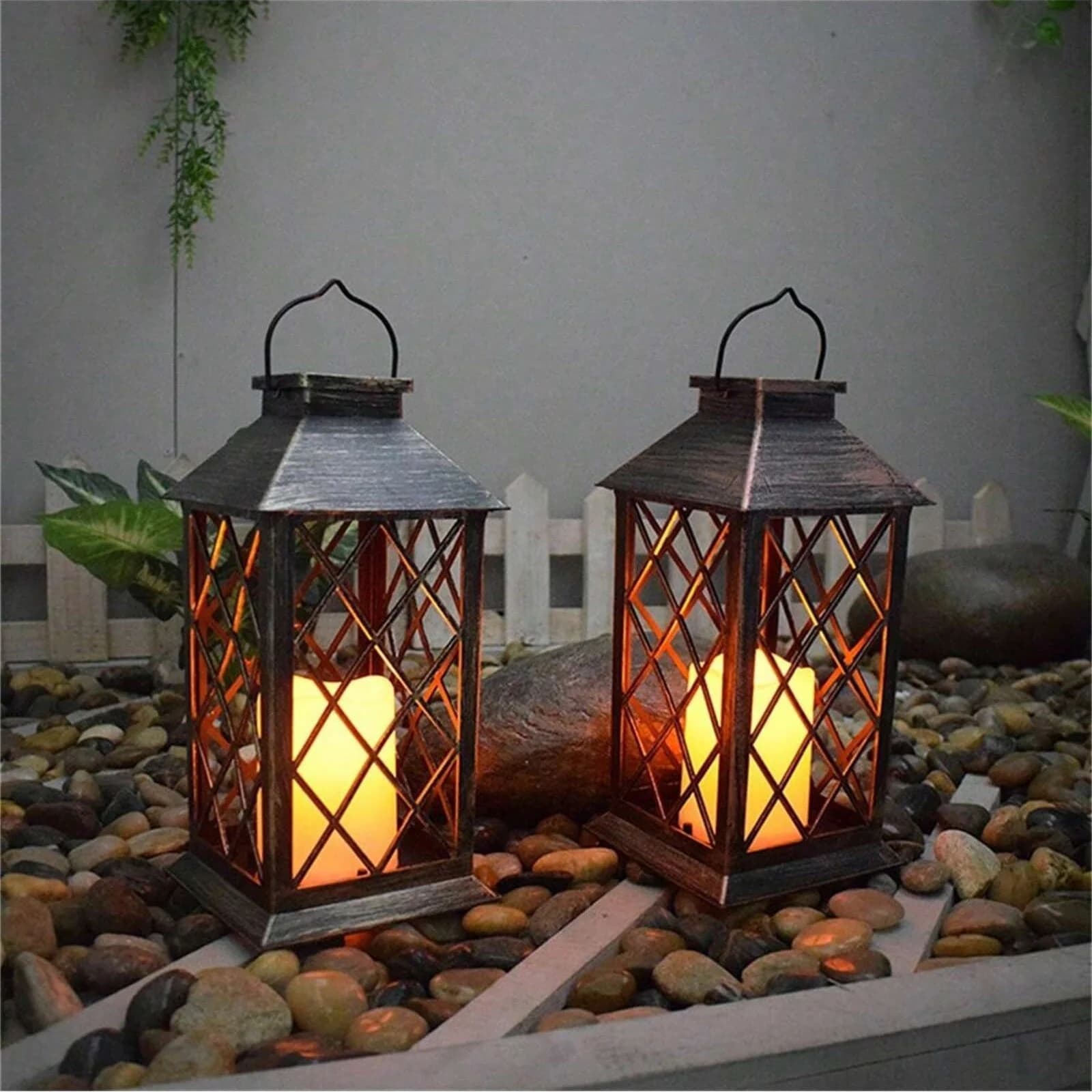 Lampe suspendue à énergie solaire, bougie sans flamme scintillante, lumière LED étanche pour table, patio, pelouse, fête en plein air, décorative, 1 pièce