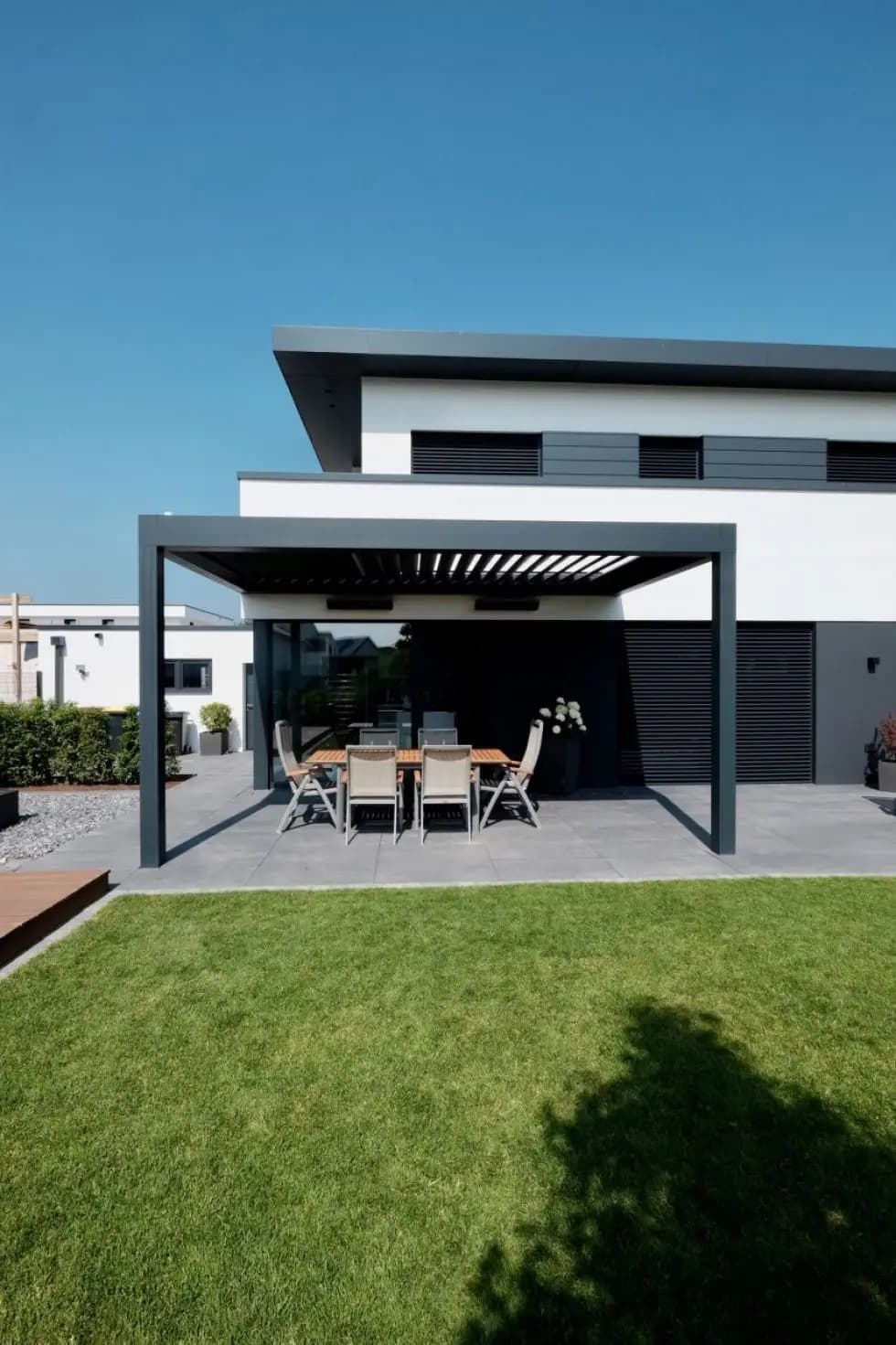 Jardin extérieur Villa toit cour électrique réglable persienne système de Protection solaire Gazebo bioclimatique persiennes en aluminium Pergola