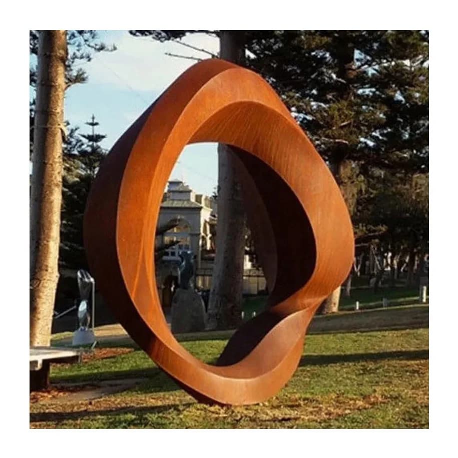 Sculpture d'anneau en acier corten en métal pour décoration de jardin