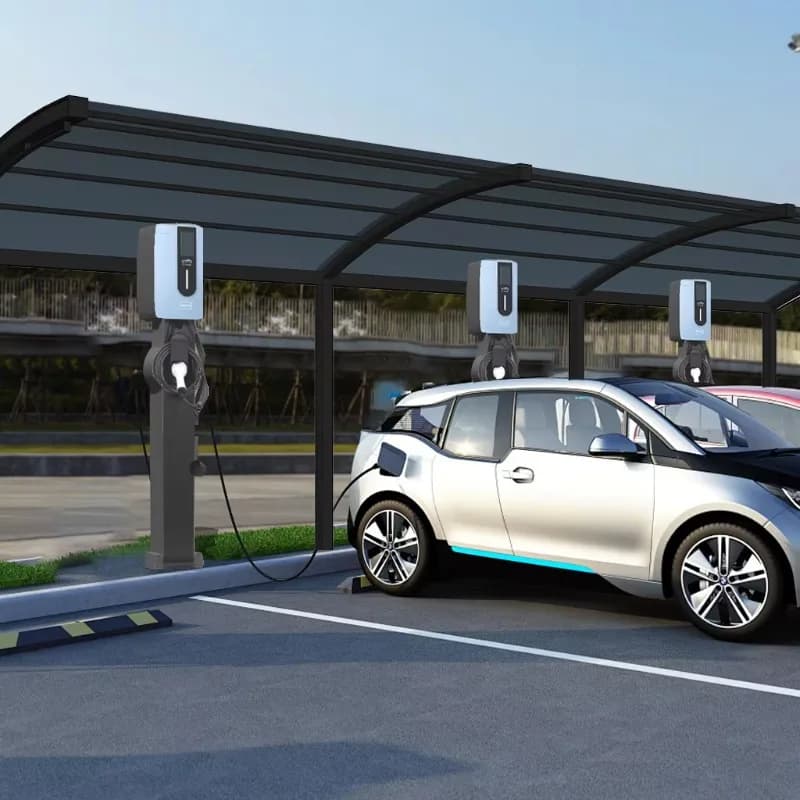 Station de recharge solaire hors réseau personnalisée 100 kW avec batterie intégrée pour chargeurs CCS2