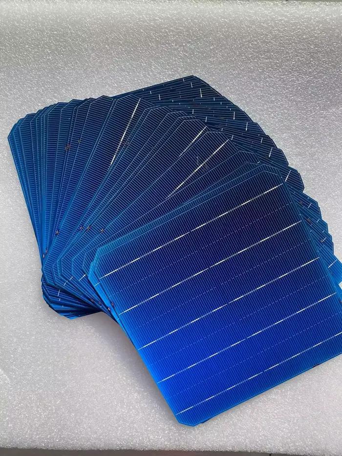 100 pièces 5.35W 0.5V 21.8% efficacité Grade A 156*156MM cellule solaire en silicium monocristallin photovoltaïque 6x6
