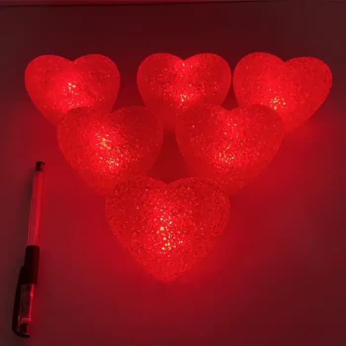 1 pièce Lampe de nuit LED en forme de cœur 8CM, lampe lumineuse pour décorations romantiques de fête à la maison