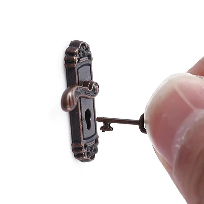 1 pièce, accessoires vintage amusants, bricolage, mini serrure de porte miniature pour maison de poupée 1/12