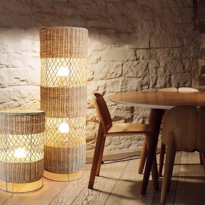 Lampadaire en rotin japonais rétro tissé à la main, pour salon, chambre à coucher, canapé, bureau, hôtel, lampe de Table en rotin faite à la main