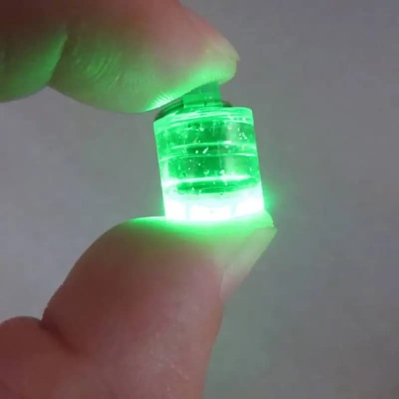 Mini lampe d'attraction de pêche, leurre lumineux LED clignotant, appât de calmar, outils de pêche