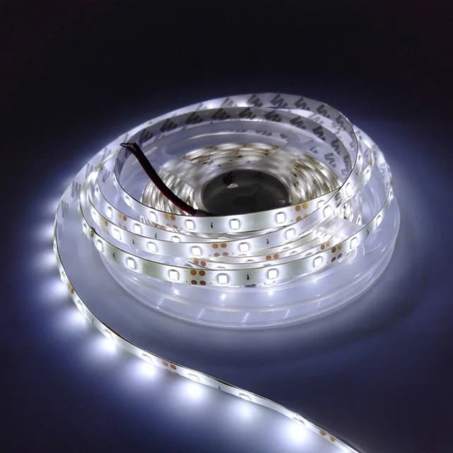 Bande lumineuse LED 2835 5050 non étanche IP65/IP20 12V 5 mètres blanc chaud rouge vert bleu RGBW RG