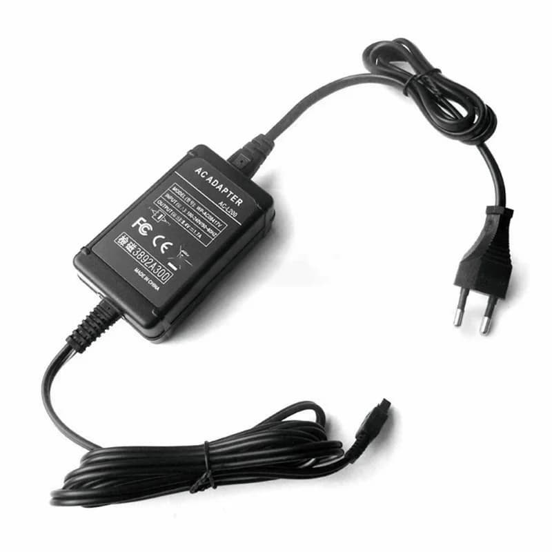 Adaptateur secteur 100V-240V AC, chargeur pour caméscope, adaptateur de charge rapide 8.4V 1.5-1.7A