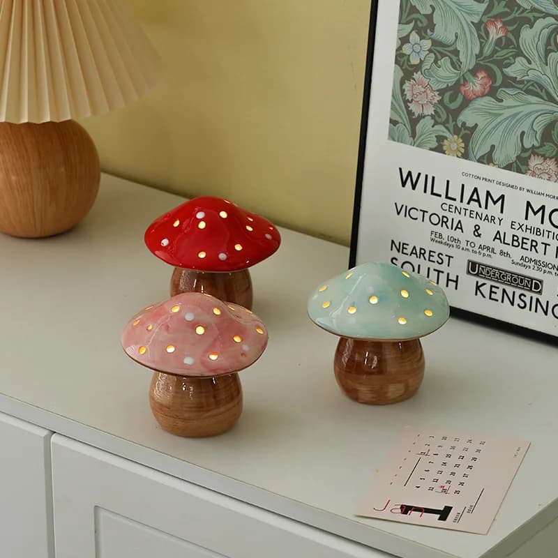 Lampe de nuit créative en forme de champignon lumineux, figurine en céramique, style INS, lampe d'ambiance pour la chambre à coucher, décoration de chevet, cadeau d'anniversaire